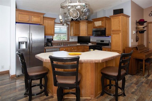 220 Riverside Road, Billings, MT 59101