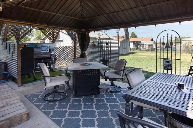 220 Riverside Road, Billings, MT 59101