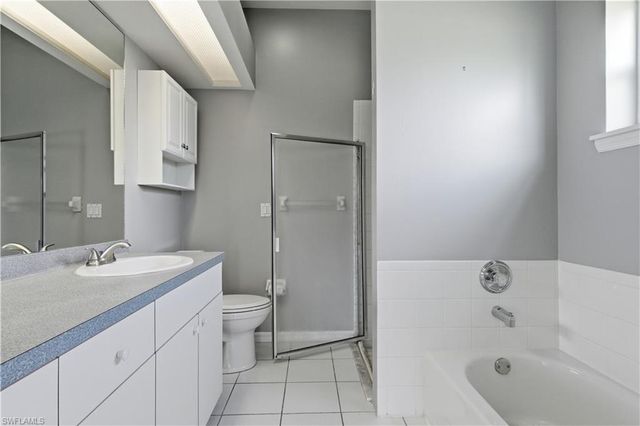 318 SE 21st ST, Cape Coral, FL 33990