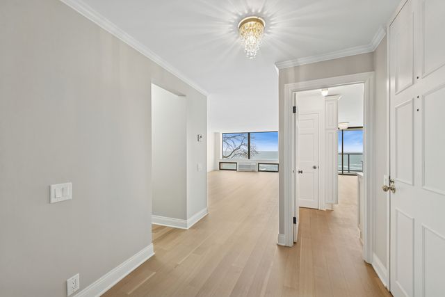 1500 Sheridan Road 1K, Wilmette, IL 60091