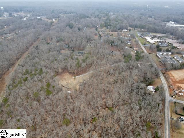 508 Pinehaven Street, Laurens, SC 29360