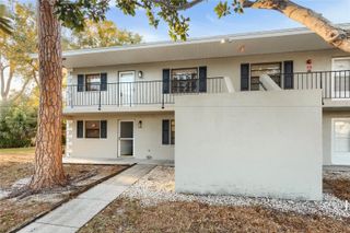 101 LAKE AVENUE NE 209, Largo, FL 33771