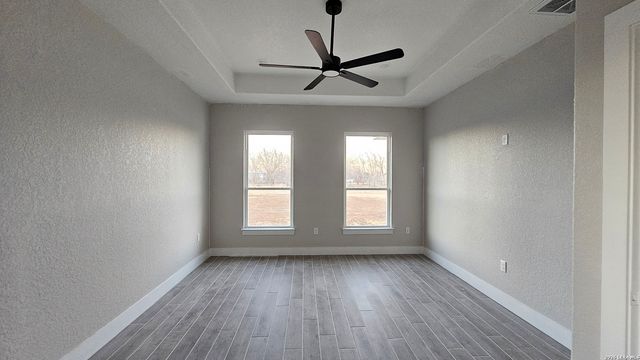 12611 Toro Dr, Atascosa, TX 78002