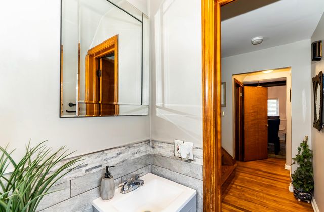 14844 Inkster Road, Redford, MI 48239