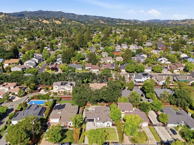 112 Price Lane, Pleasant Hill, CA 94523