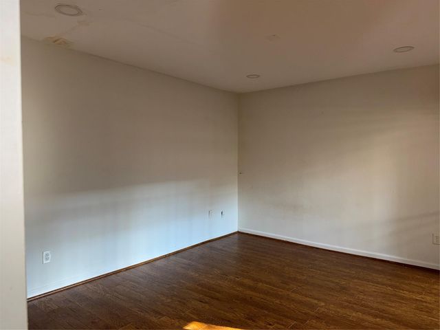 6601 Sands Point Drive 41, Houston, TX 77074