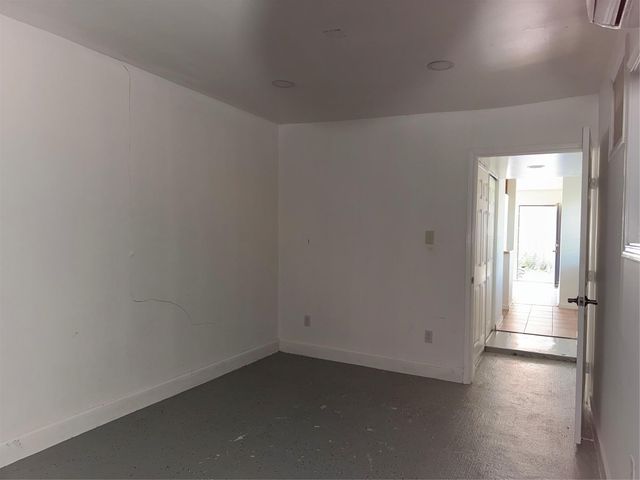 6601 Sands Point Drive 41, Houston, TX 77074
