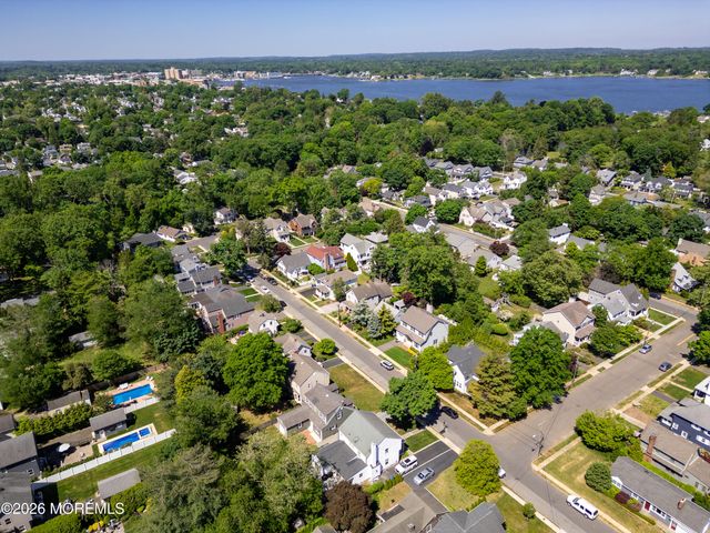 49 2nd Street, Fair Haven, NJ 07704
