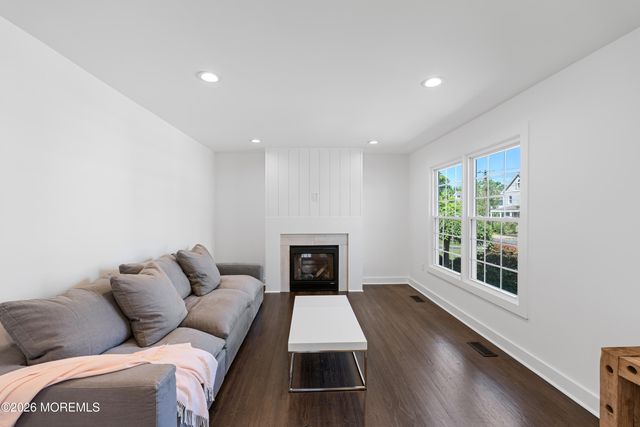 49 2nd Street, Fair Haven, NJ 07704