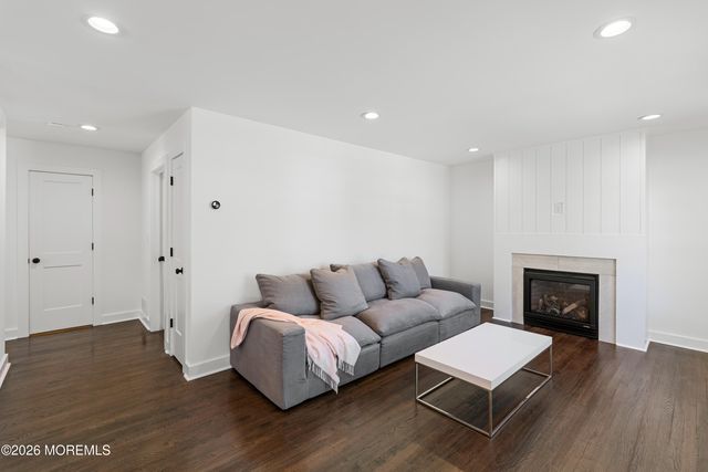 49 2nd Street, Fair Haven, NJ 07704