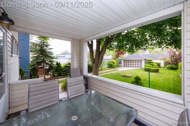 447 Maple Street, Wyandotte, MI 48192