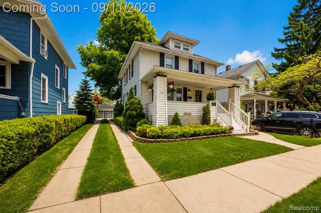 447 Maple Street, Wyandotte, MI 48192