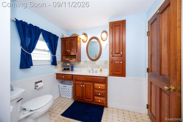 447 Maple Street, Wyandotte, MI 48192