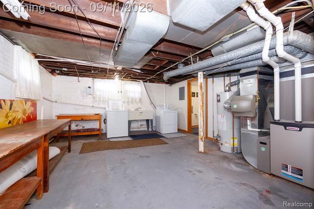 447 Maple Street, Wyandotte, MI 48192