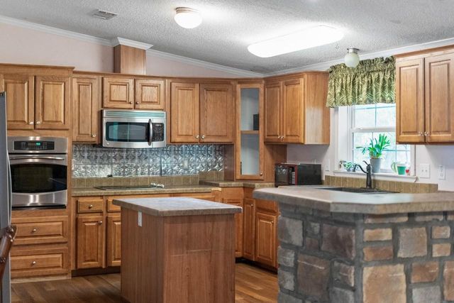 224 County Road 67632, Dayton, TX 77535