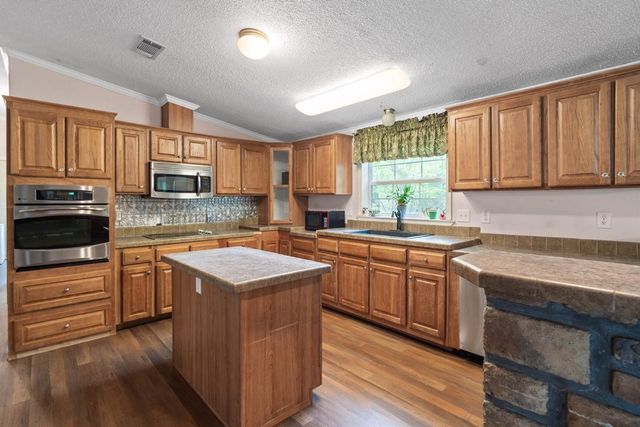 224 County Road 67632, Dayton, TX 77535