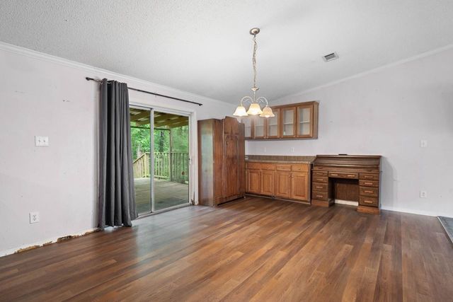 224 County Road 67632, Dayton, TX 77535