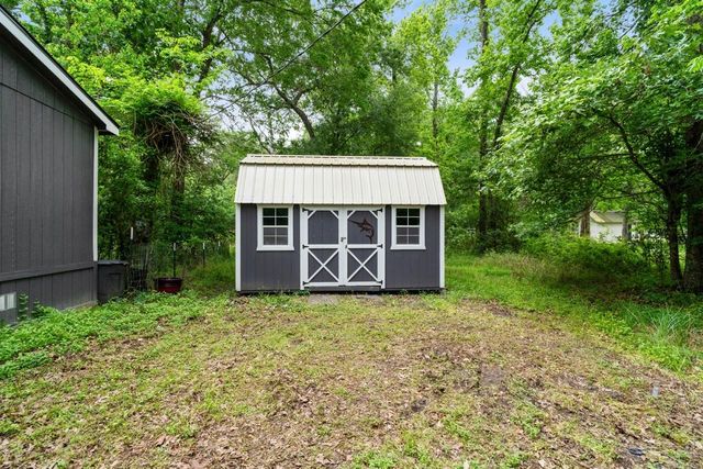 224 County Road 67632, Dayton, TX 77535