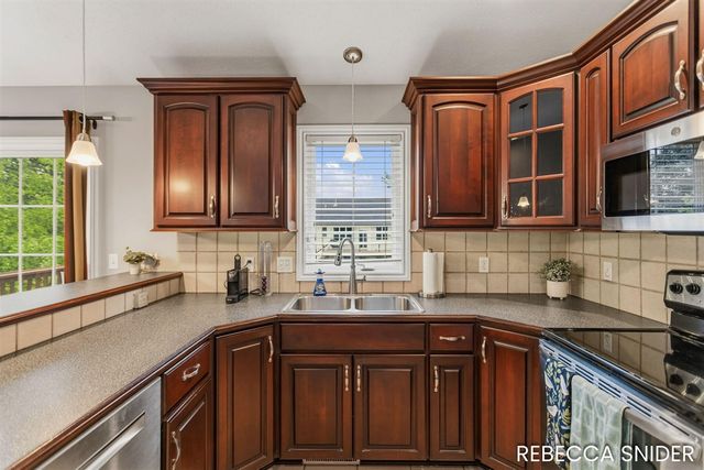 7374 Andy Court, Hudsonville, MI 49426