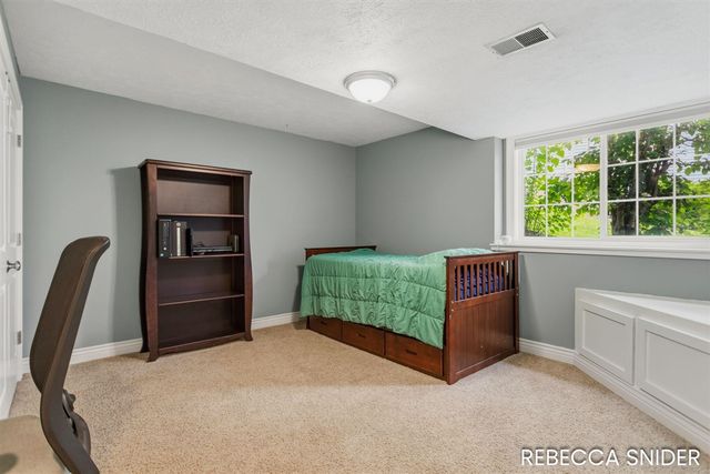 7374 Andy Court, Hudsonville, MI 49426