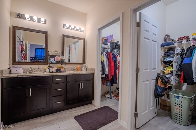 8014 Royal CIR, Labelle, FL 33935