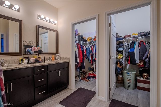 8014 Royal CIR, Labelle, FL 33935