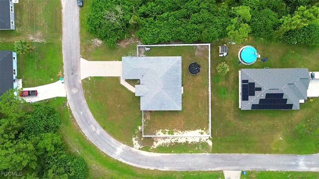 8014 Royal CIR, Labelle, FL 33935