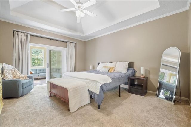 16024 Meadow Lane, Stilwell, KS 66085