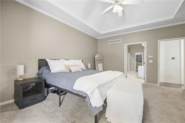 16024 Meadow Lane, Stilwell, KS 66085