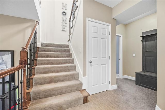 16024 Meadow Lane, Stilwell, KS 66085