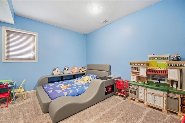 16024 Meadow Lane, Stilwell, KS 66085