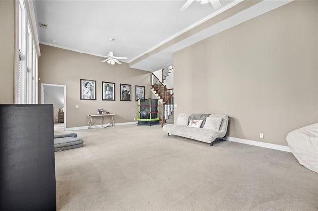 16024 Meadow Lane, Stilwell, KS 66085