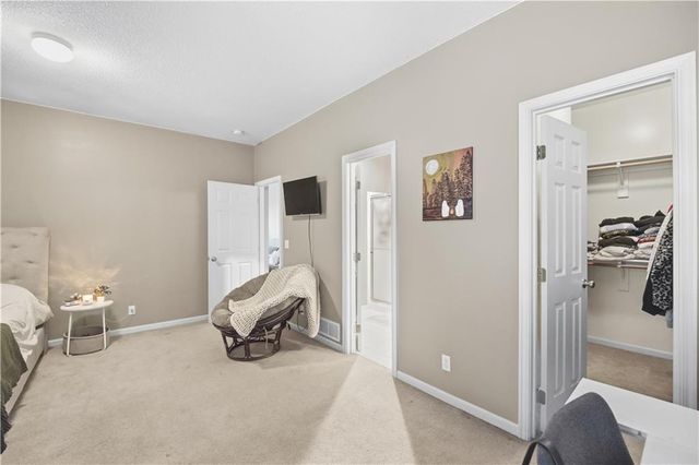 16024 Meadow Lane, Stilwell, KS 66085