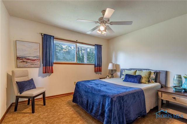 28902 Bates Road, Perrysburg, OH 43551