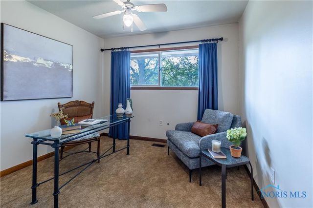 28902 Bates Road, Perrysburg, OH 43551