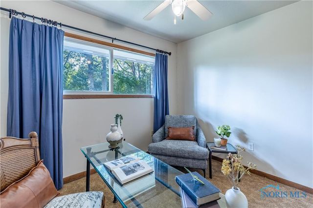 28902 Bates Road, Perrysburg, OH 43551