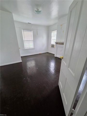 301 S Broad ST, Suffolk, VA 23434