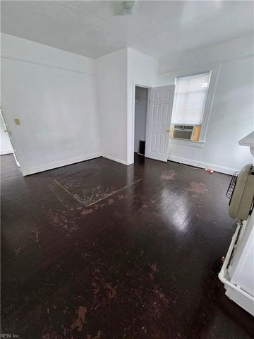 301 S Broad ST, Suffolk, VA 23434