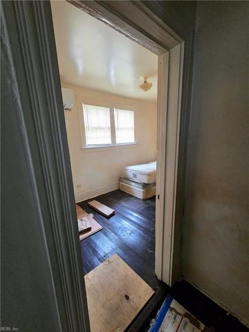 301 S Broad ST, Suffolk, VA 23434