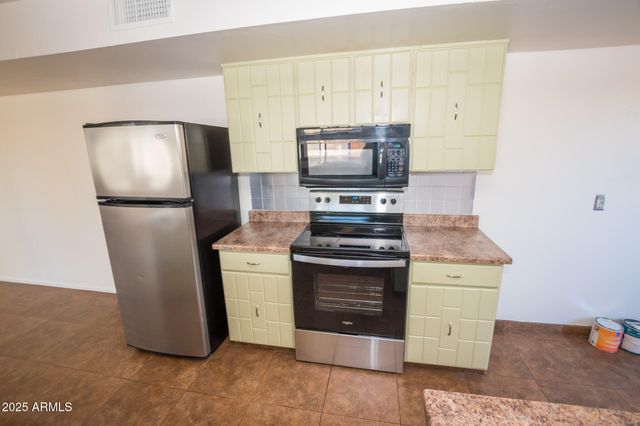 597 HEGGE Drive, Sierra Vista, AZ 85635