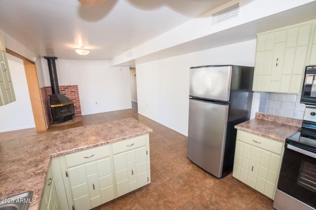 597 HEGGE Drive, Sierra Vista, AZ 85635