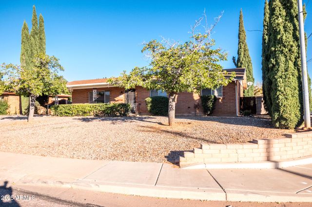 597 HEGGE Drive, Sierra Vista, AZ 85635