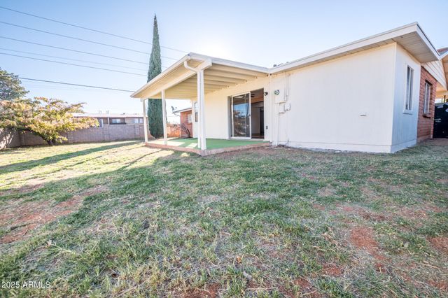 597 HEGGE Drive, Sierra Vista, AZ 85635