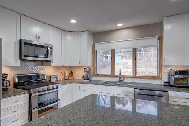 1713 Cross Street, Cross Plains, WI 53528