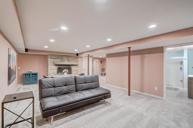 1713 Cross Street, Cross Plains, WI 53528