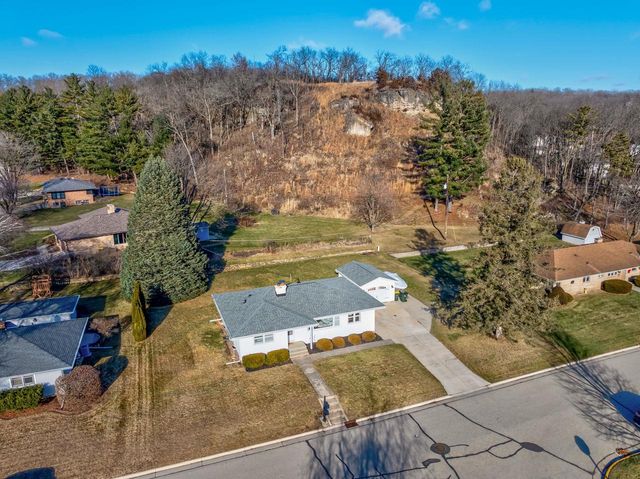 1713 Cross Street, Cross Plains, WI 53528