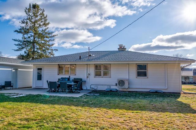 1713 Cross Street, Cross Plains, WI 53528