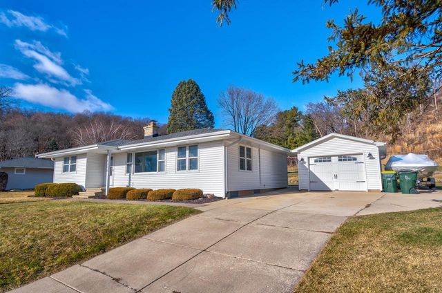 1713 Cross Street, Cross Plains, WI 53528