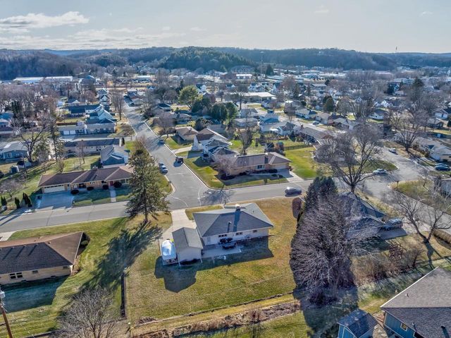 1713 Cross Street, Cross Plains, WI 53528