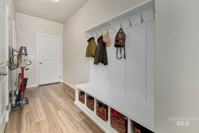 2326 N Destiny Ave, Kuna, ID 83634